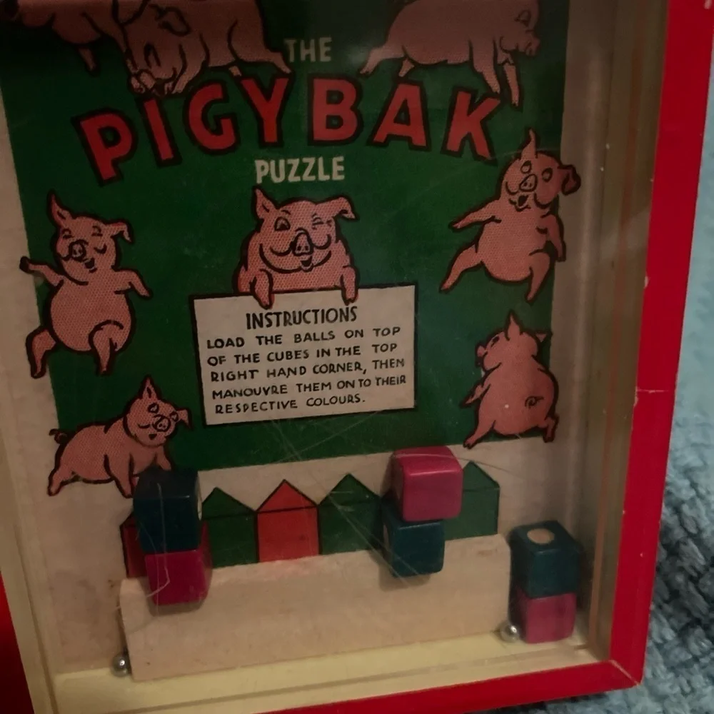 R Journet pigy bak